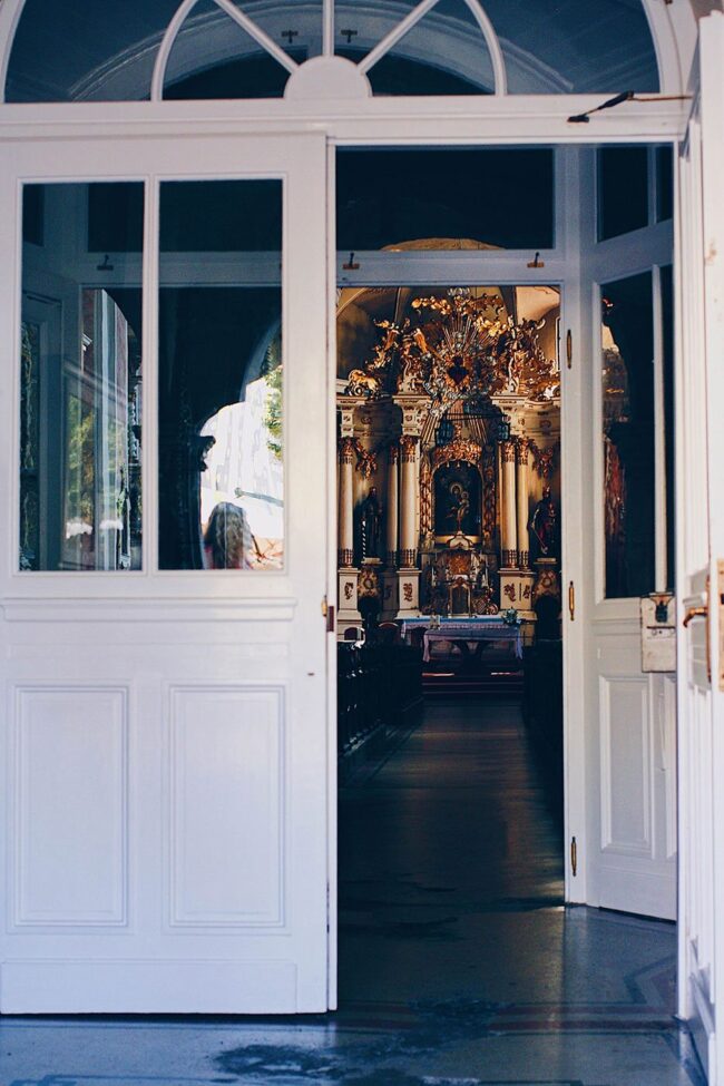 altar-architecture-building-2086838